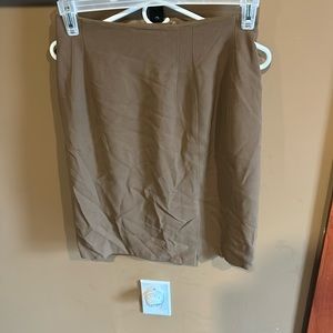 Evan Picone pleated skirt. Size 8